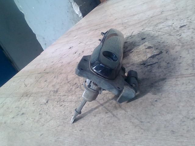 bontott TOYOTA COROLLA Bal első Külső Kilincs