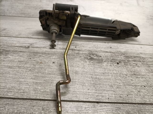 bontott TOYOTA COROLLA Bal első Külső Kilincs