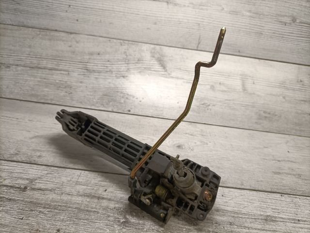 bontott TOYOTA COROLLA Bal első Külső Kilincs