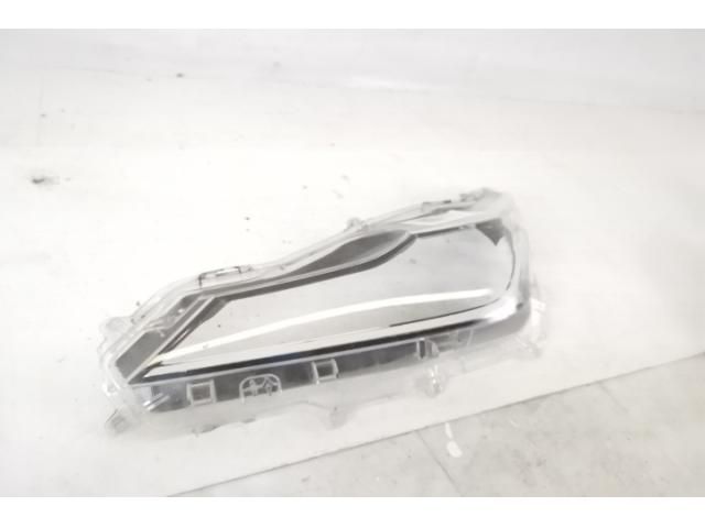 bontott TOYOTA COROLLA Bal első Lámpabúra