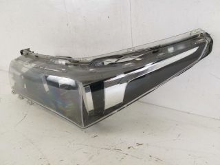 bontott TOYOTA COROLLA Bal első Lámpabúra