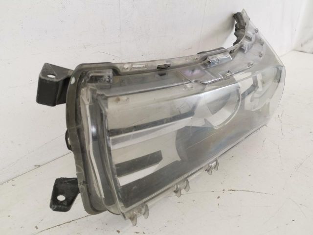 bontott TOYOTA COROLLA Bal első Lámpabúra