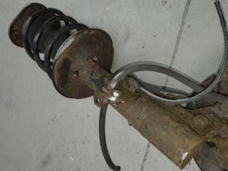 bontott TOYOTA COROLLA Bal első Lengéscsillapító