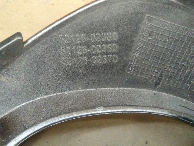 bontott TOYOTA COROLLA Bal első Lökhárító Díszléc