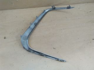 bontott TOYOTA COROLLA Bal első Lökhárító Díszléc