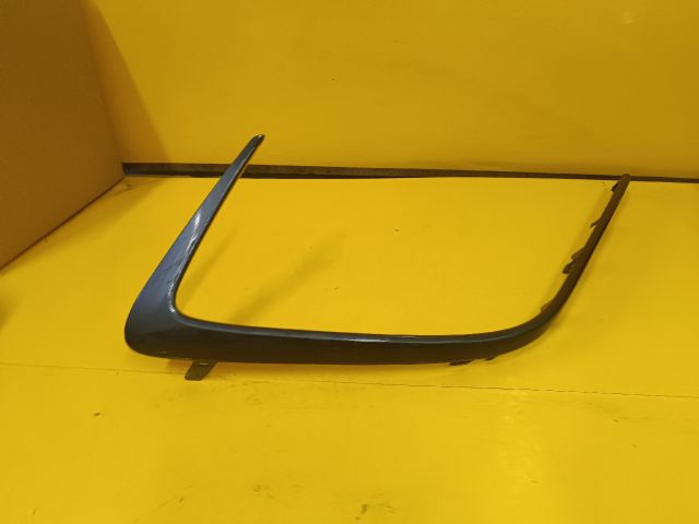 bontott TOYOTA COROLLA Bal első Lökhárító Díszléc