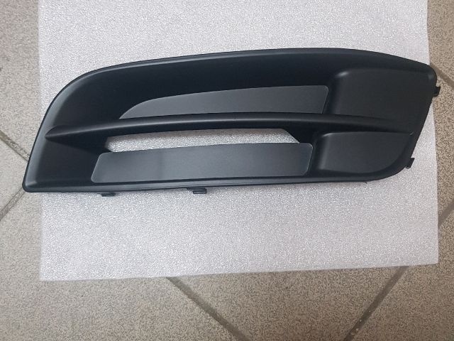 bontott TOYOTA COROLLA Bal első Lökhárító Vakborítás