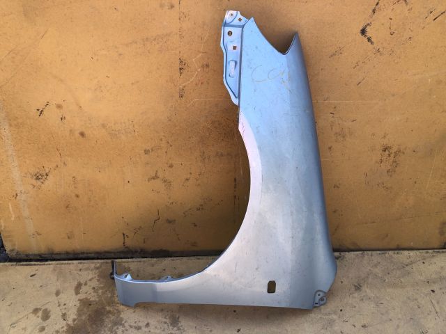 bontott TOYOTA COROLLA Bal első Sárvédő