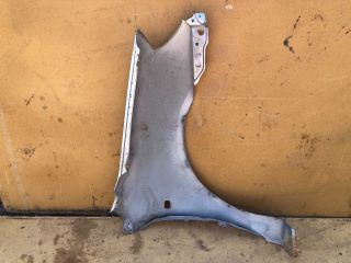 bontott TOYOTA COROLLA Bal első Sárvédő