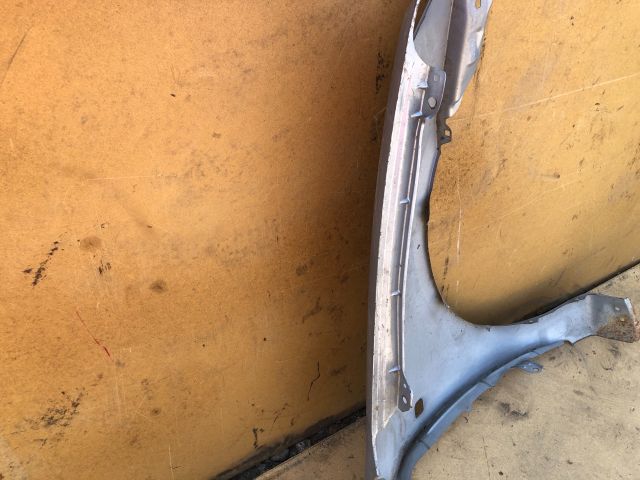 bontott TOYOTA COROLLA Bal első Sárvédő