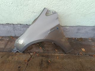 bontott TOYOTA COROLLA Bal első Sárvédő