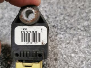 bontott TOYOTA COROLLA Bal első Ütközés Érzékelő (Homlokfalon)