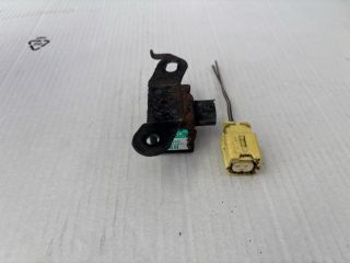 bontott TOYOTA COROLLA Bal első Ütközés Érzékelő (Homlokfalon)