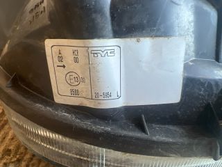 bontott TOYOTA COROLLA Bal Fényszóró