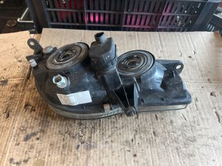 bontott TOYOTA COROLLA Bal Fényszóró