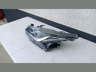 bontott TOYOTA COROLLA Bal Fényszóró