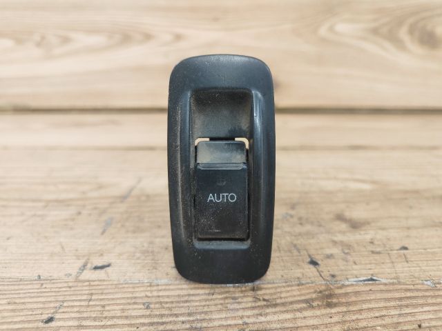 bontott TOYOTA COROLLA Bal hátsó Ablakemelő Kapcsoló