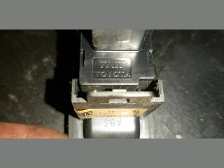 bontott TOYOTA COROLLA Bal hátsó Ablakemelő Kapcsoló