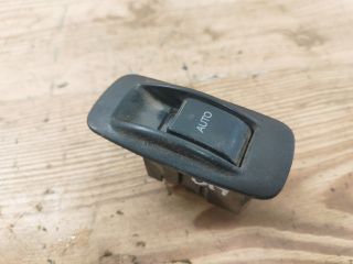 bontott TOYOTA COROLLA Bal hátsó Ablakemelő Kapcsoló