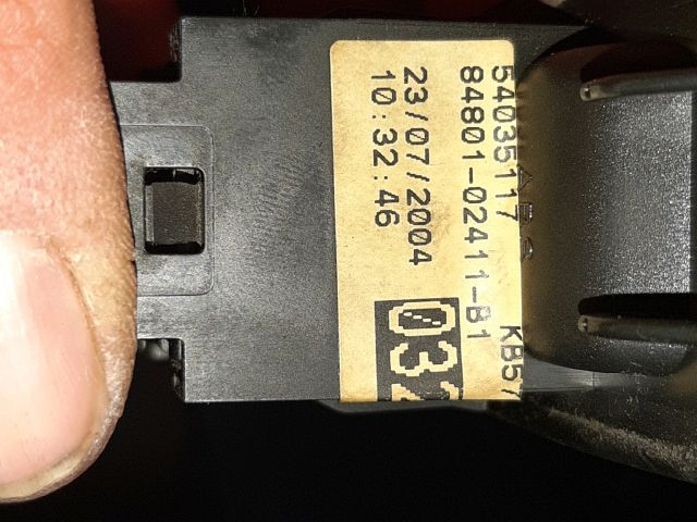 bontott TOYOTA COROLLA Bal hátsó Ablakemelő Kapcsoló