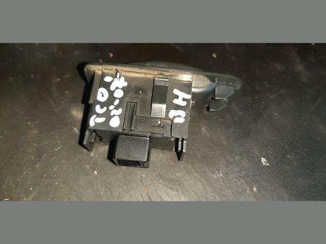 bontott TOYOTA COROLLA Bal hátsó Ablakemelő Kapcsoló