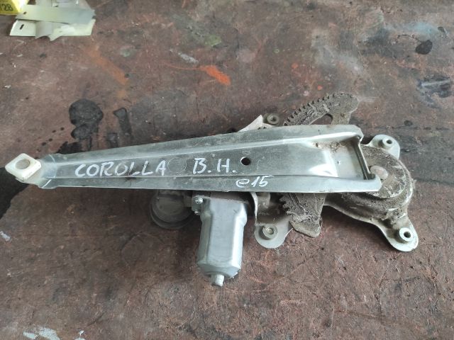bontott TOYOTA COROLLA Bal hátsó Ablakemelő Motor