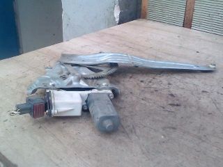 bontott TOYOTA COROLLA Bal hátsó Ablakemelő Szerkezet (Elektromos)