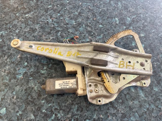 bontott TOYOTA COROLLA Bal hátsó Ablakemelő Szerkezet (Elektromos)