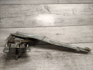 bontott TOYOTA COROLLA Bal hátsó Ablakemelő Szerkezet (Mechanikus)