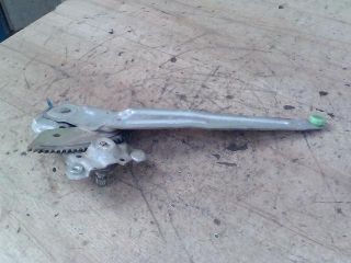 bontott TOYOTA COROLLA Bal hátsó Ablakemelő Szerkezet (Mechanikus)