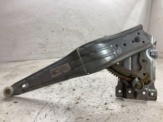 bontott TOYOTA COROLLA Bal hátsó Ablakemelő Szerkezet (Mechanikus)