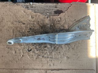 bontott TOYOTA COROLLA Bal hátsó Ablakemelő Szerkezet (Mechanikus)