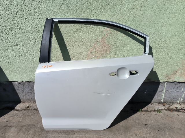 bontott TOYOTA COROLLA Bal hátsó Ajtó (Részeivel)