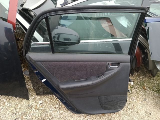 bontott TOYOTA COROLLA Bal hátsó Ajtó (Részeivel)