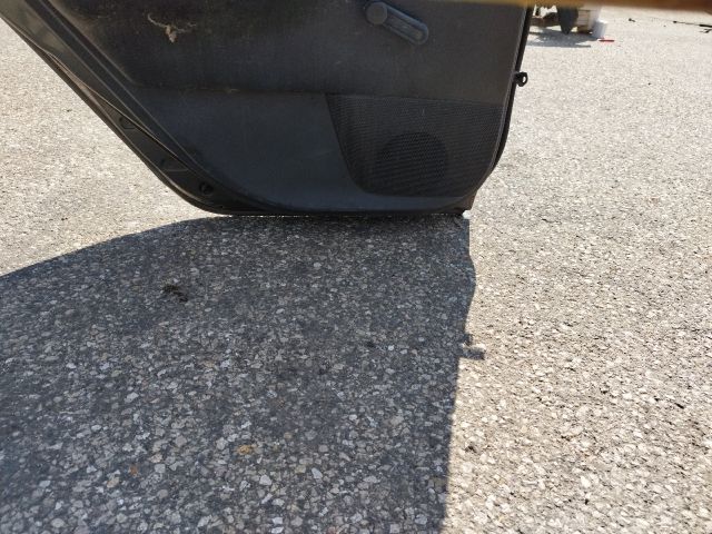 bontott TOYOTA COROLLA Bal hátsó Ajtó (Részeivel)