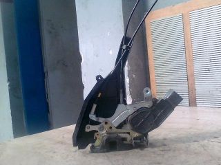 bontott TOYOTA COROLLA Bal hátsó Ajtózár