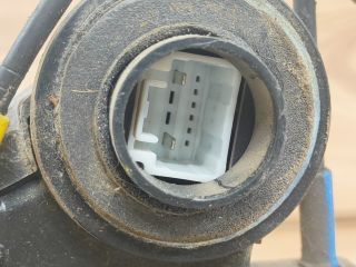 bontott TOYOTA COROLLA Bal hátsó Ajtózár