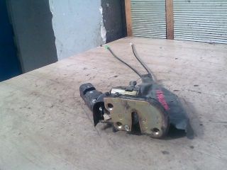 bontott TOYOTA COROLLA Bal hátsó Ajtózár