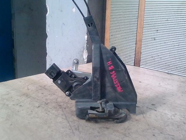 bontott TOYOTA COROLLA Bal hátsó Ajtózár