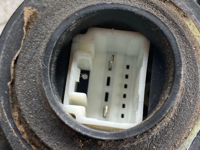 bontott TOYOTA COROLLA Bal hátsó Ajtózár