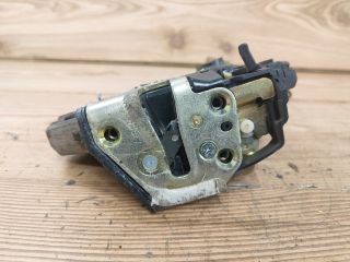 bontott TOYOTA COROLLA Bal hátsó Ajtózár