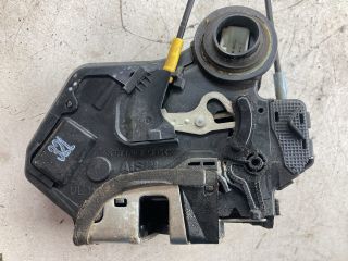 bontott TOYOTA COROLLA Bal hátsó Ajtózár