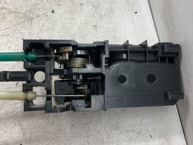 bontott TOYOTA COROLLA Bal hátsó Ajtózár