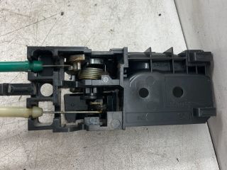 bontott TOYOTA COROLLA Bal hátsó Ajtózár