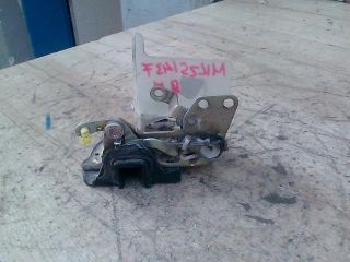 bontott TOYOTA COROLLA Bal hátsó Ajtózár