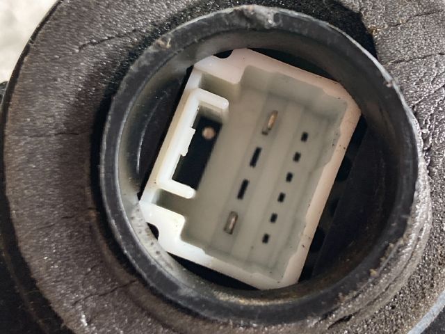 bontott TOYOTA COROLLA Bal hátsó Ajtózár