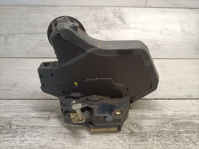 bontott TOYOTA COROLLA Bal hátsó Ajtózár