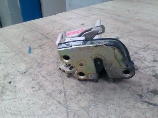 bontott TOYOTA COROLLA Bal hátsó Ajtózár