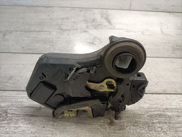 bontott TOYOTA COROLLA Bal hátsó Ajtózár