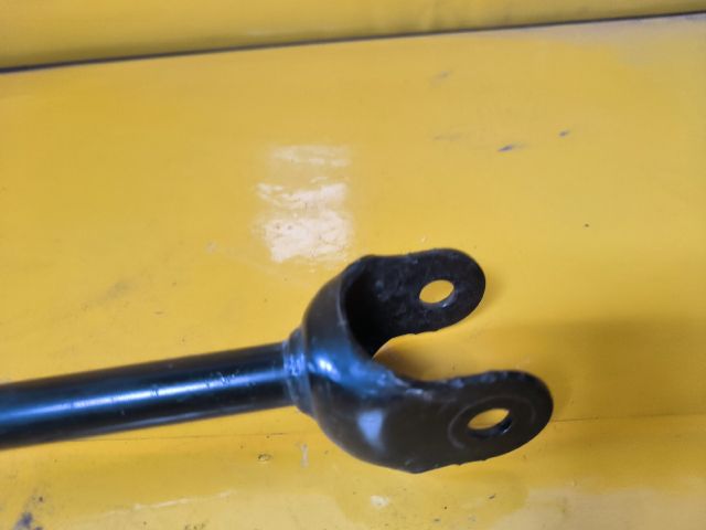 bontott TOYOTA COROLLA Bal hátsó Alsó Lengőkar